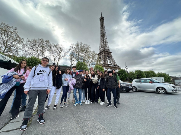 Ortaokul Fransızca Öğrencilerimizin Paris Gezisi