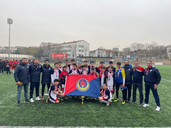 Ortaokul Yıldız Erkek Futbol Takımımız Ankara 2.si