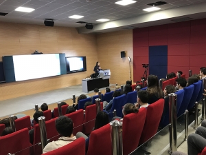 Oyunlarda Bilgisayar Grafikleri Semineri Hi-Tech Sınıftan Canlı Yayınlandı