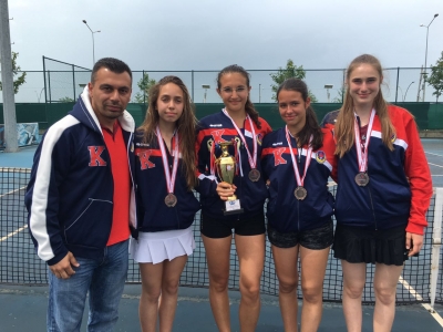 Lise Genç Kız Tenis Takımımız Türkiye 4.cüsü