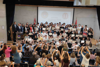 Bilim İnsanı Yetiştirme Programı Öğrencilerimiz Serfitikalarını Törenle Aldı