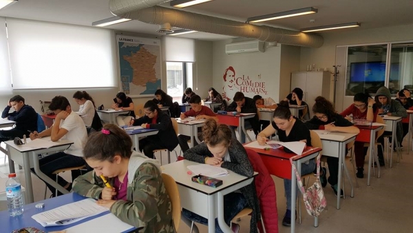 Ortaokul Öğrencilerimizin Fransızca DELF Sınavı Başarısı