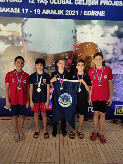 Ortaokul Öğrencilerimizin Yüzme Başarıları