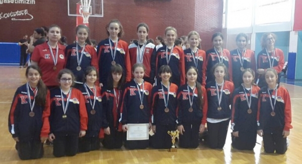 Ortaokul Küçük Kız Basketbol Takımımız Ankara 4.sü oldu