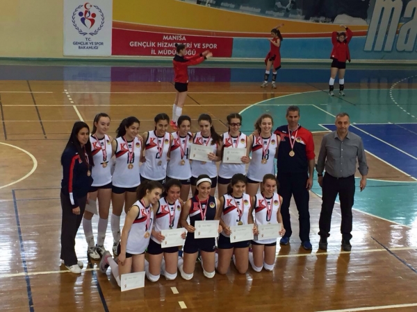 Lise Kız Voleybol Takımımız Türkiye Şampiyonasına Katılmaya Hak Kazandı