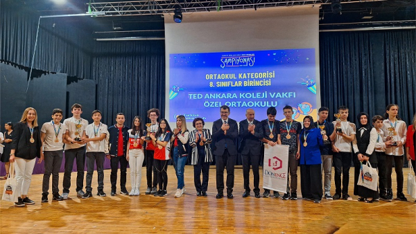 Türkiye Okullar Arası Zeka Oyunları Şampiyonası'nda 5. ve 8.Sınıf Takımlarımız Türkiye Birincisi Oldu