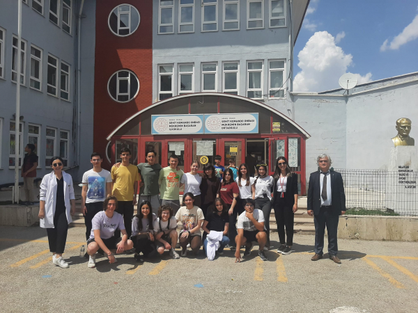 11. Sınıf UB Öğrencilerimiz Gölbaşı'na Bağlı İki Okulu Ziyaret Etti