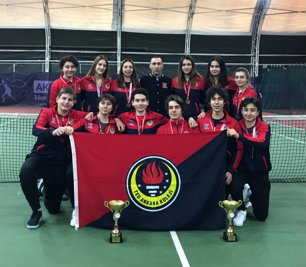 Lise Tenis Genç Kız ve Erkek Takımlarımız Ankara 1.si