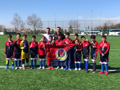Küçük Erkek Futbol Takımımız Ankara 3.sü