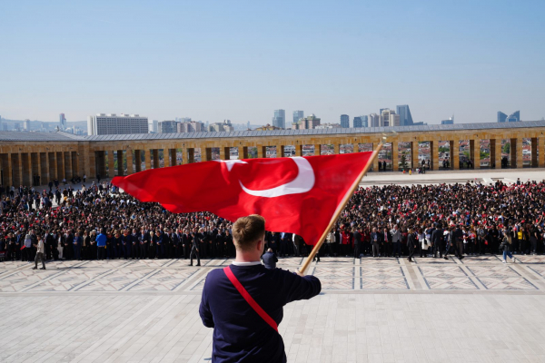 Cumhuriyetimizin 100. ve Türk Eğitim Derneğimizin 95. yılında Atamızın huzurunda olmaktan gurur duyuyoruz.